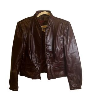 Womens Vintage Made in Korea Burgundy Cropped Leather Jacket Size Small